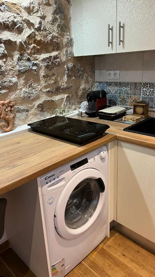 Stone Inn Near Acropolis & Metro 石头记 Felsenhohle Athens Ngoại thất bức ảnh