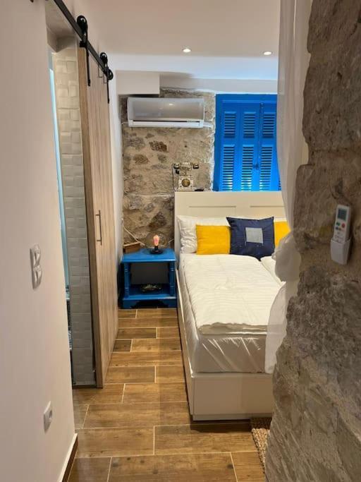 Stone Inn Near Acropolis & Metro 石头记 Felsenhohle Athens Ngoại thất bức ảnh